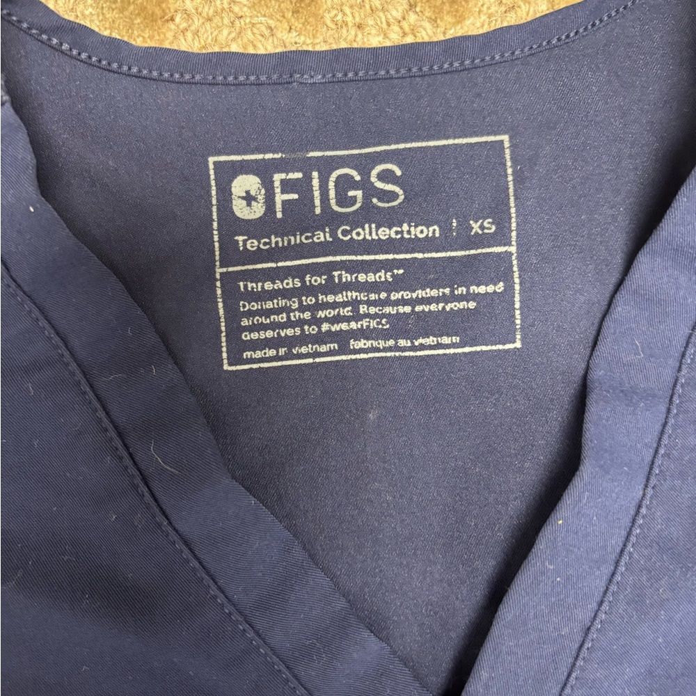 Figs Scrubs - Picture 2 of 3